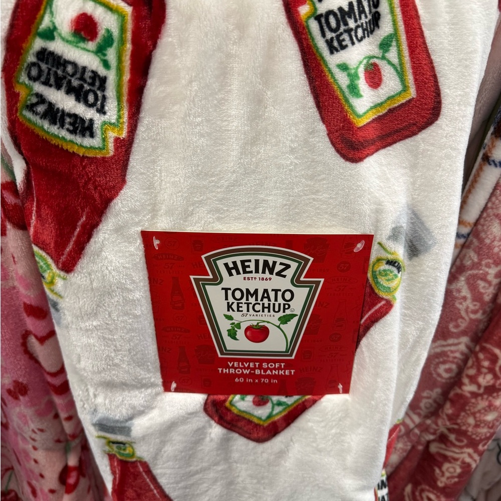 Heinz Tomato Ketchup Velvet Soft Throw Blanket - Red and White
